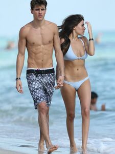 Madison Beer Bikini Camel Toe Public Beach Set Leaked