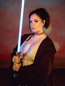 Meg Turney Kenobi Cosplay Onlyfans Set Leaked