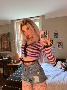 Belle Delphine Making Your Day Better Onlyfans Set Leaked