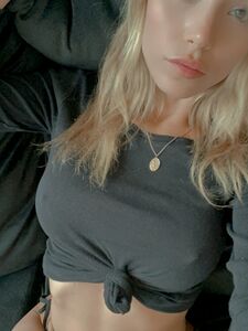 Melanie Pavola exclusive onlyfans leaked nudes