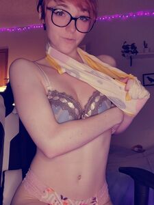 Lana Bee exclusive onlyfans leaked nudes