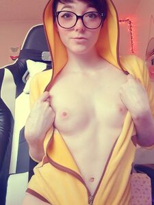 Lana Bee exclusive onlyfans leaked nudes