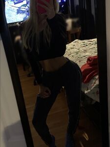 Laroseee new hot onlyfans leaked nudes