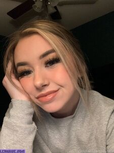 Aluraye new hot onlyfans leaked nudes