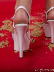 HELENA PRICE new hot onlyfans leaked nudes