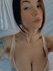 Melanie Pavola onlyfans leaks nude photos