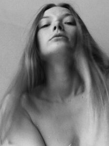 Olga Kobzar onlyfans leaks nude photos