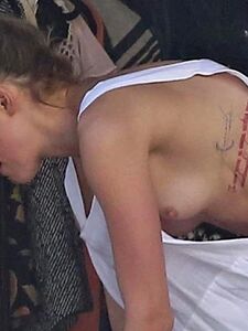 Amber Heard Nude Leaks Photos