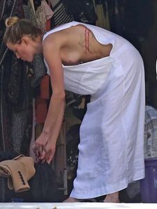 Amber Heard Nude Leaks Photos