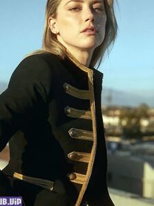 Amber Heard Nude Leaks Photos