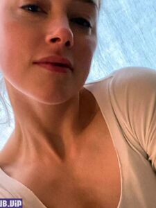Amber Heard Nude Leaks Photos