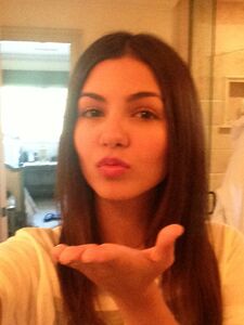 Victoria Justice Nude Pics