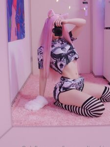 Bunny Alina Kim photo shoot onlyfans leaks