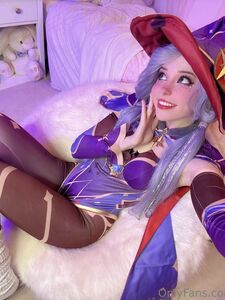 Belle Delphine Mona Cosplay Nude Pussy Rides Dildo Onlyfans Leaks Photos